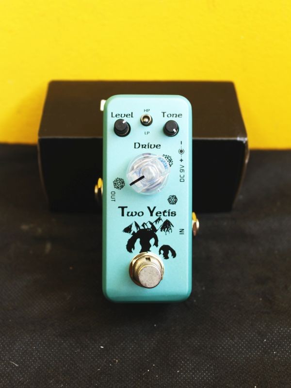 Movall Two Yetis Overdrive
